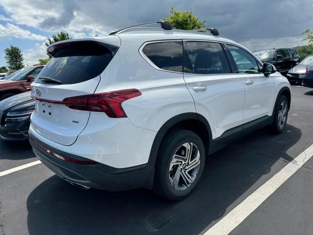 Certified Used 2023 White Hyundai SEL image 3