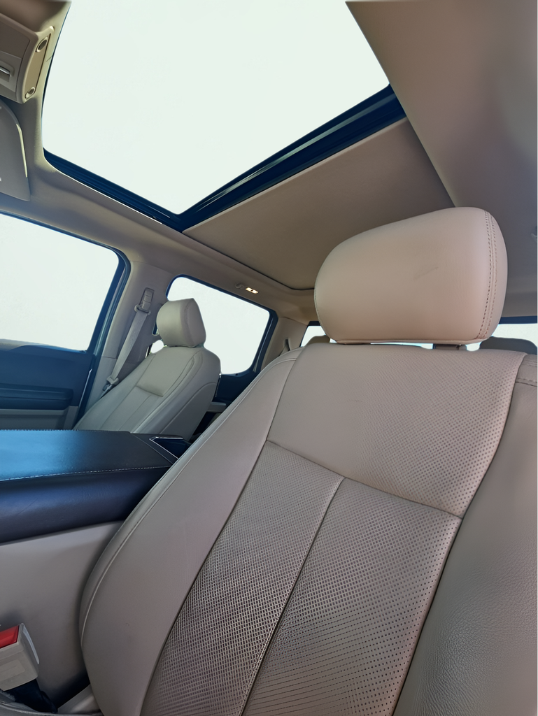 Used 2018 Beige Ford Lariat image 9