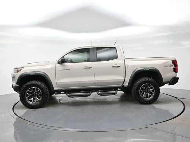 Used 2026 White Sands Chevrolet ZR2 image 4