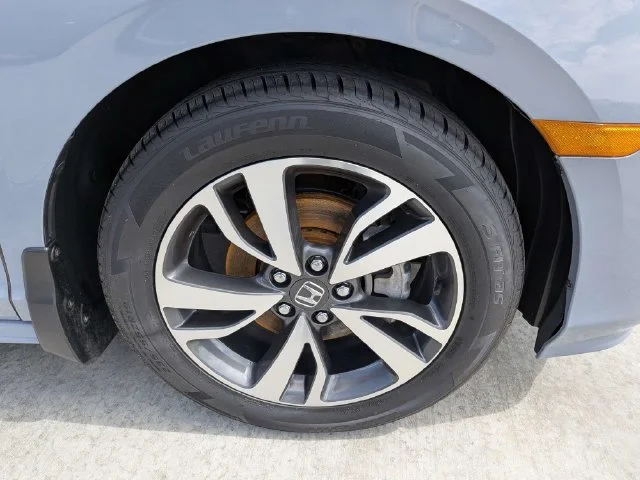 Used 2024 Gray Honda Touring image 10