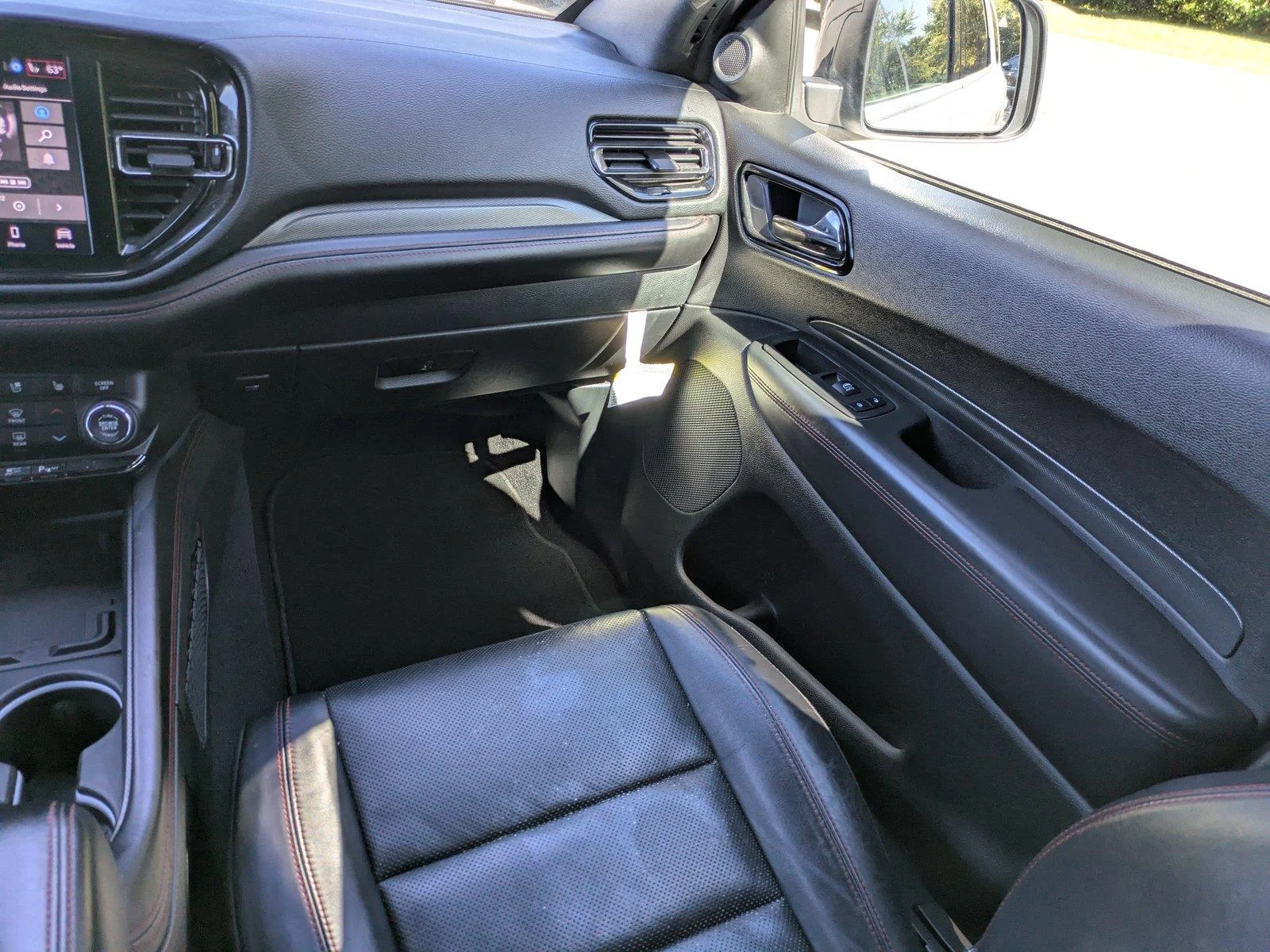 Used 2023 White Knuckle Clearcoat Dodge R/T Plus image 17