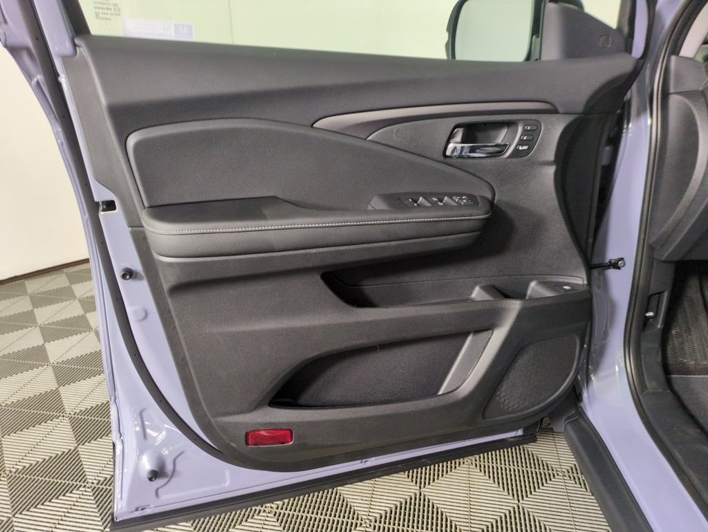 New 2026 Sonic Gray Pearl Honda RTL image 10
