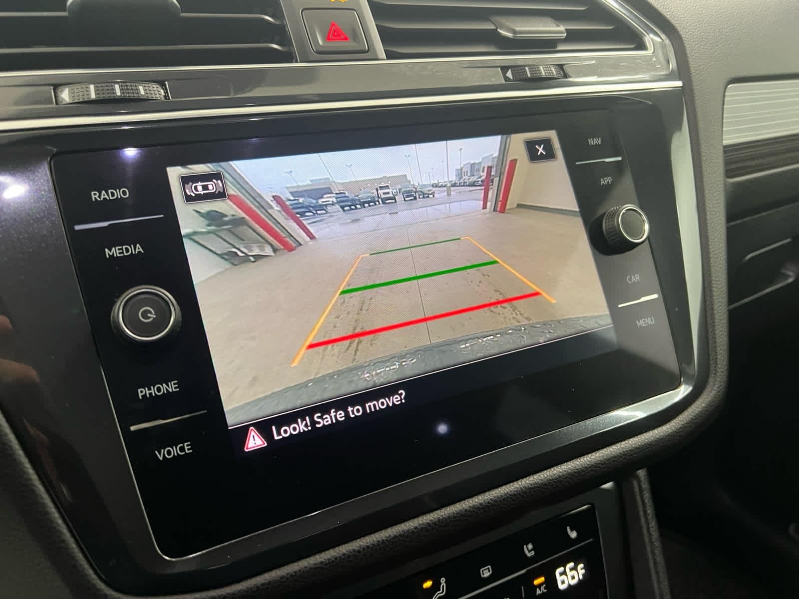 2022 Volkswagen Tiguan SEL R-LINE - Photo 19