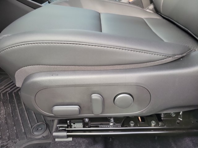 2026 Hyundai Kona Limited - Photo 12