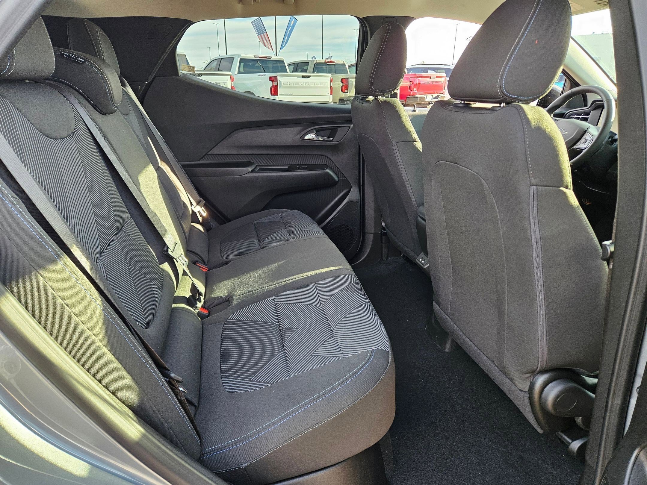 2027 Chevrolet Bolt LT - Photo 18