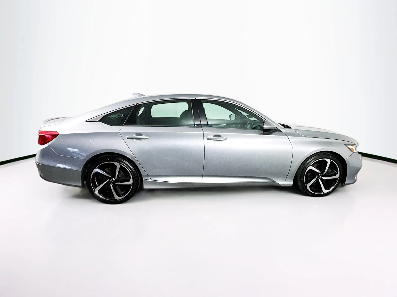 Used 2020 Silver Honda EX image 10