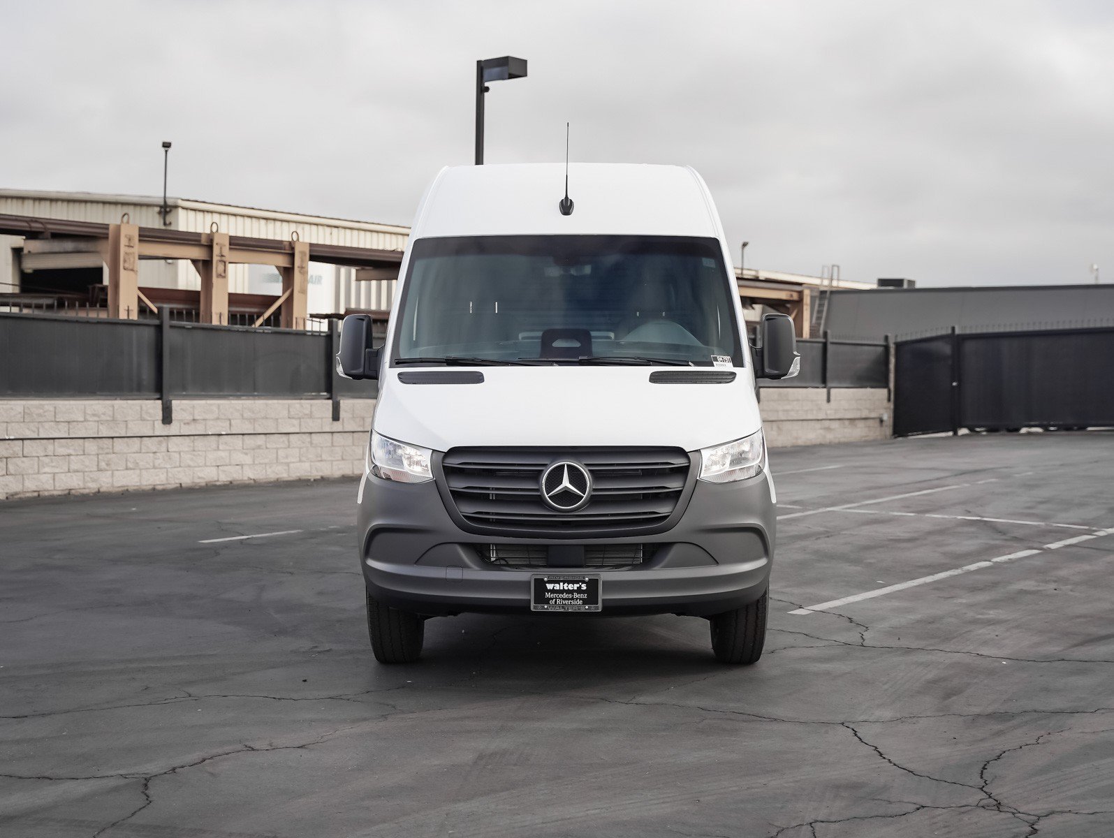 New 2026 Arctic White Mercedes-Benz 3500XD High Roof I4 Diesel HO 170 Extended RWD image 2
