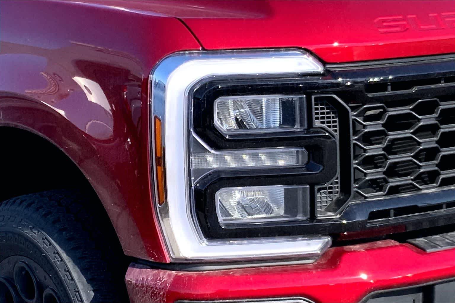New 2026 Ruby Red Metallic Tinted Clearcoat Ford F-250® Lariat® image 9