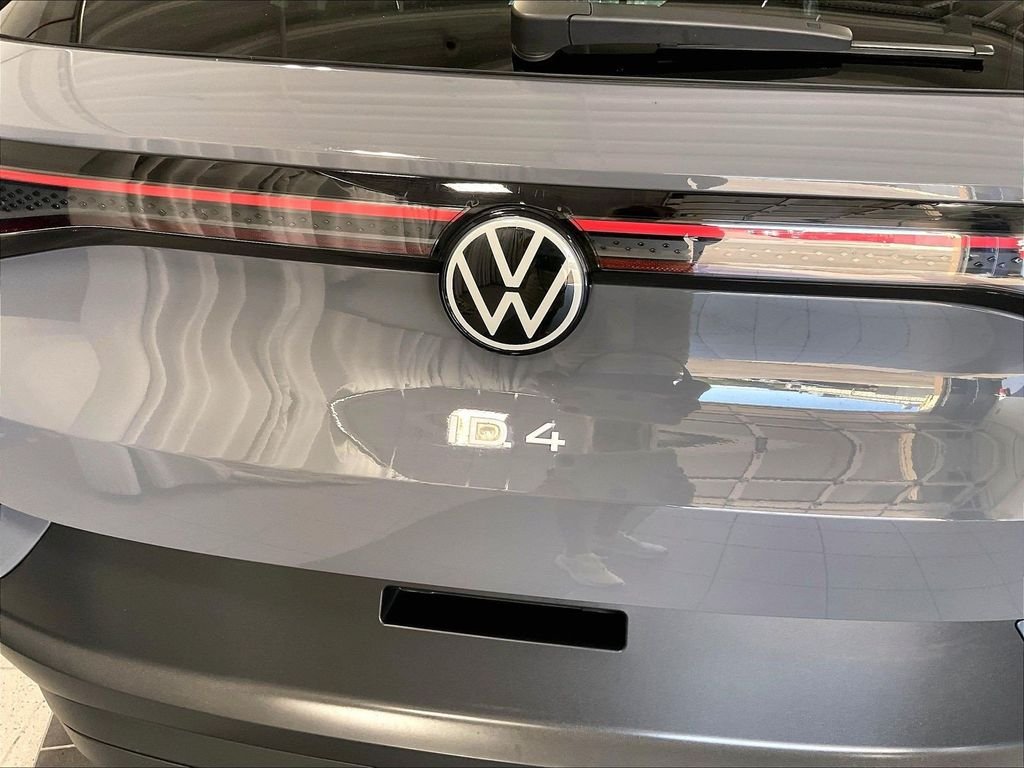 Used 2023 Gray Volkswagen Pro S image 29