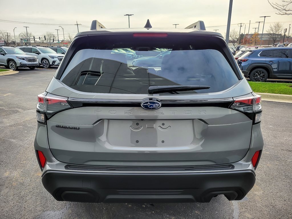 Used 2026 River Rock Pearl Subaru Premium image 5