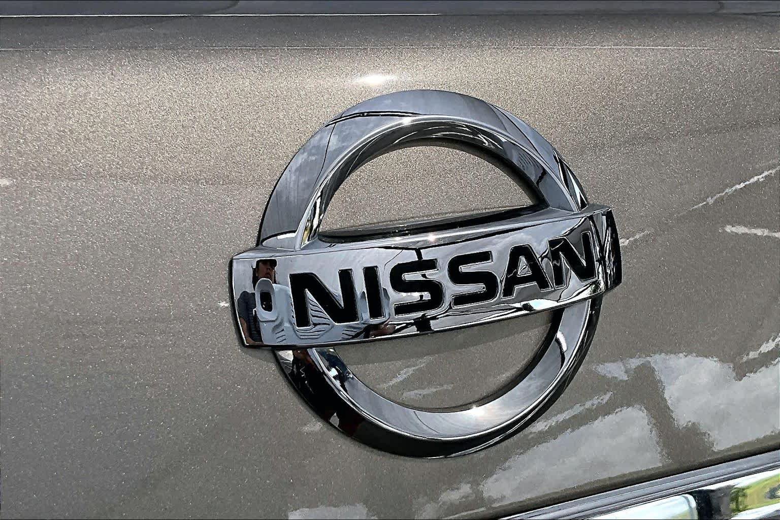Used 2012 Saharan Stone Metallic Nissan 2.5 S image 29