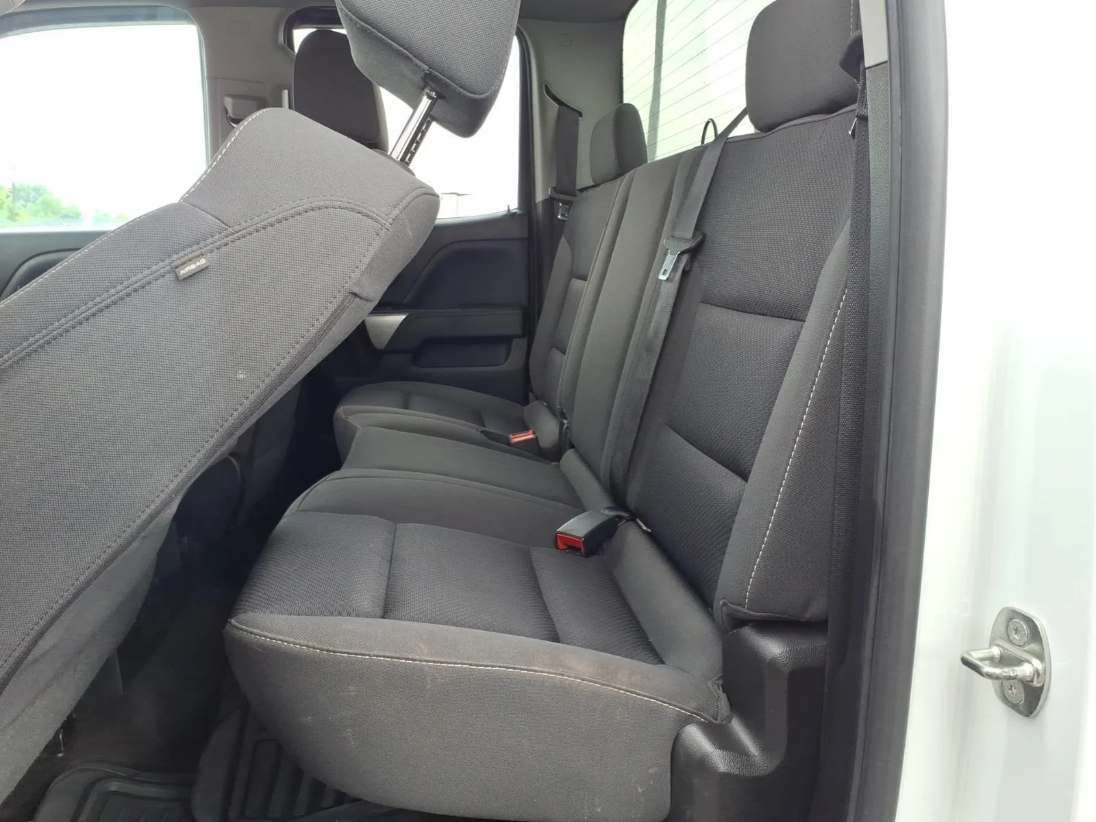 Used 2018 Summit White Chevrolet LT image 18