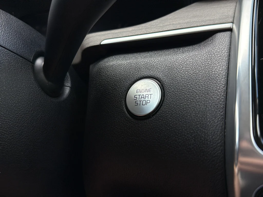 Used 2021 Everlasting Silver Kia SX Prestige X-Line image 9
