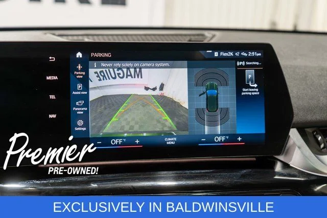 Used 2023 Green BMW xDrive28i image 24