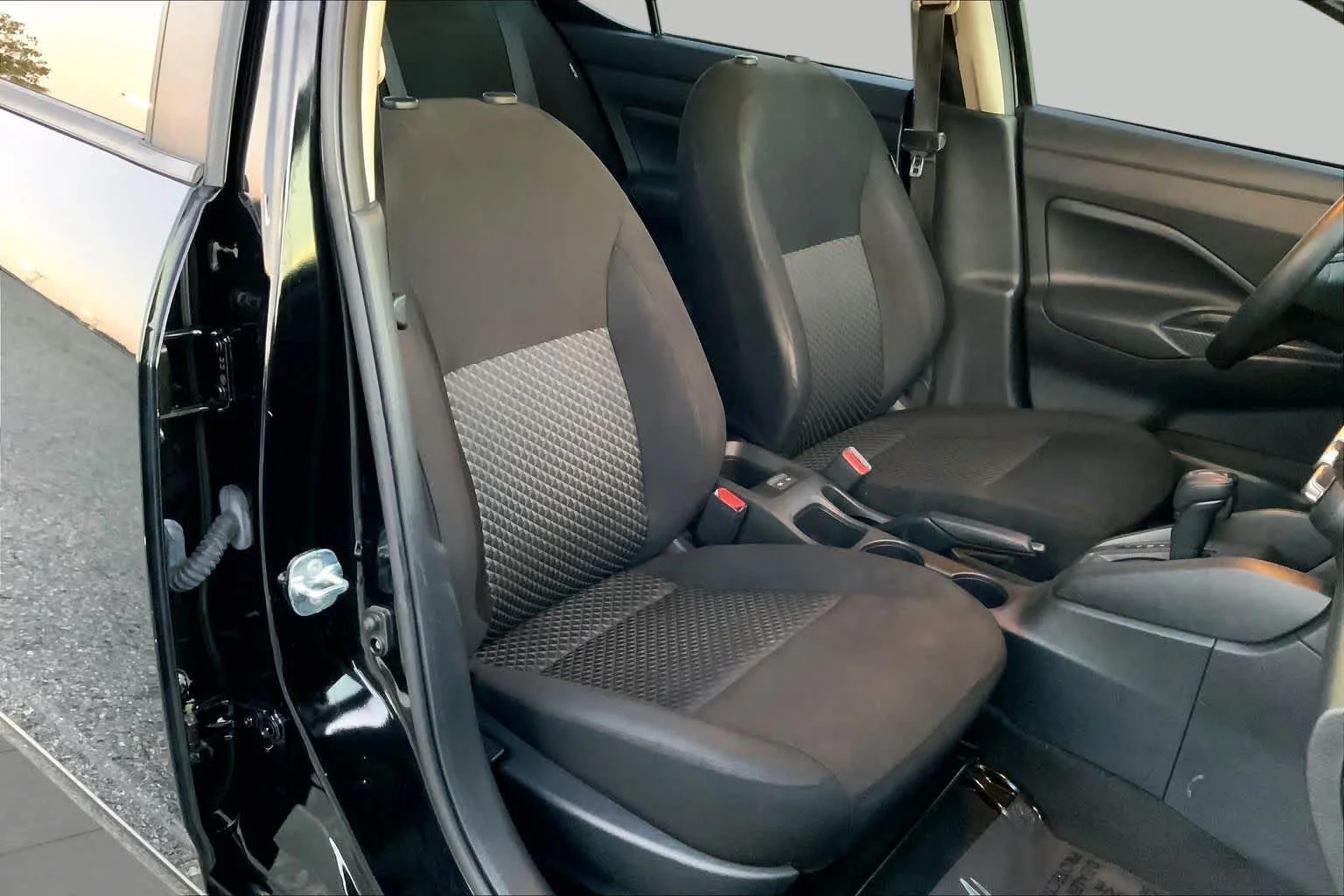 Used 2023 Super Black Nissan S image 8