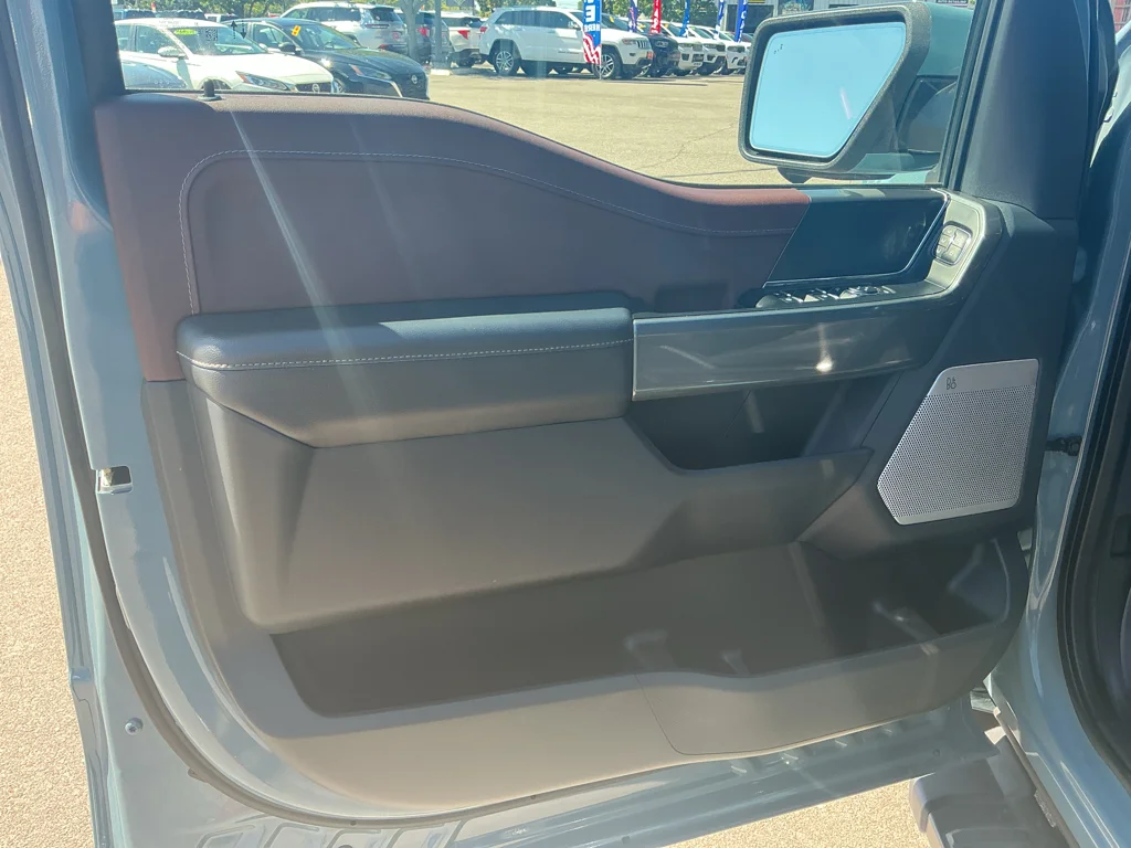 Used 2023 Area 51 Blue Ford LARIAT image 10