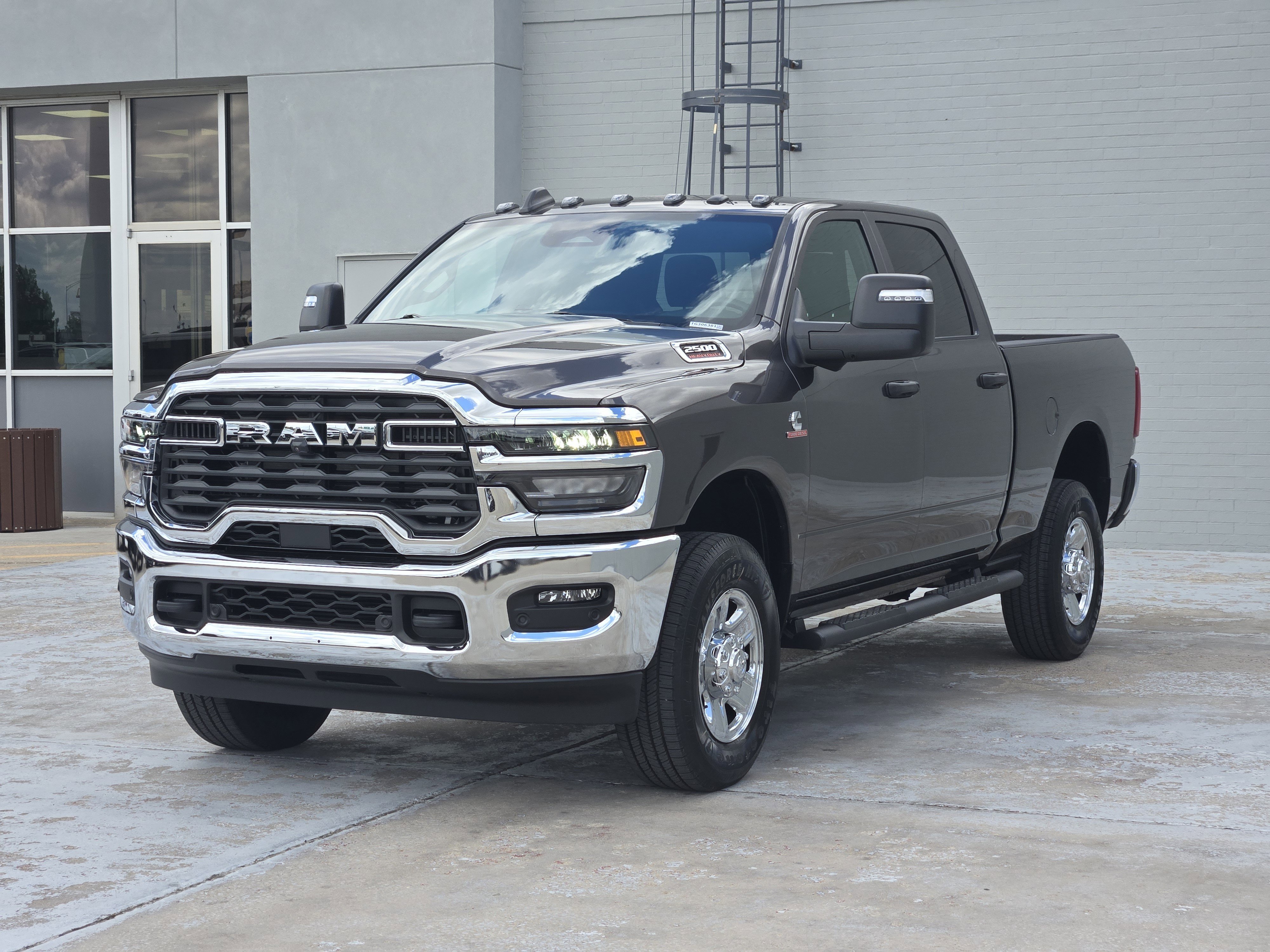 New 2026 Granite Crystal Metallic Clearcoat RAM Tradesman image 2