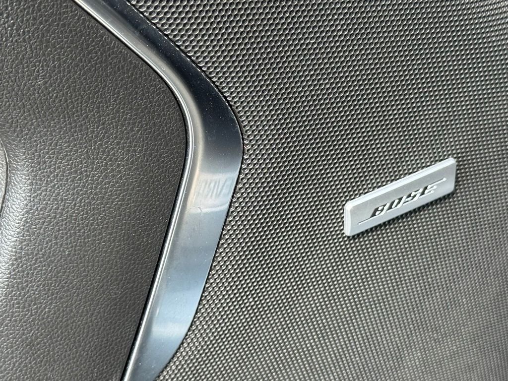 Used 2025 Gray Chevrolet Z71 image 19