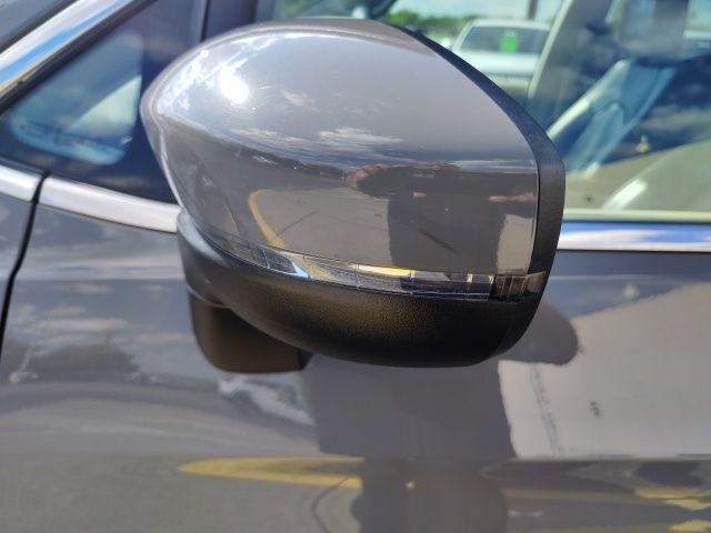 Used 2023 White Chrysler Touring L image 10