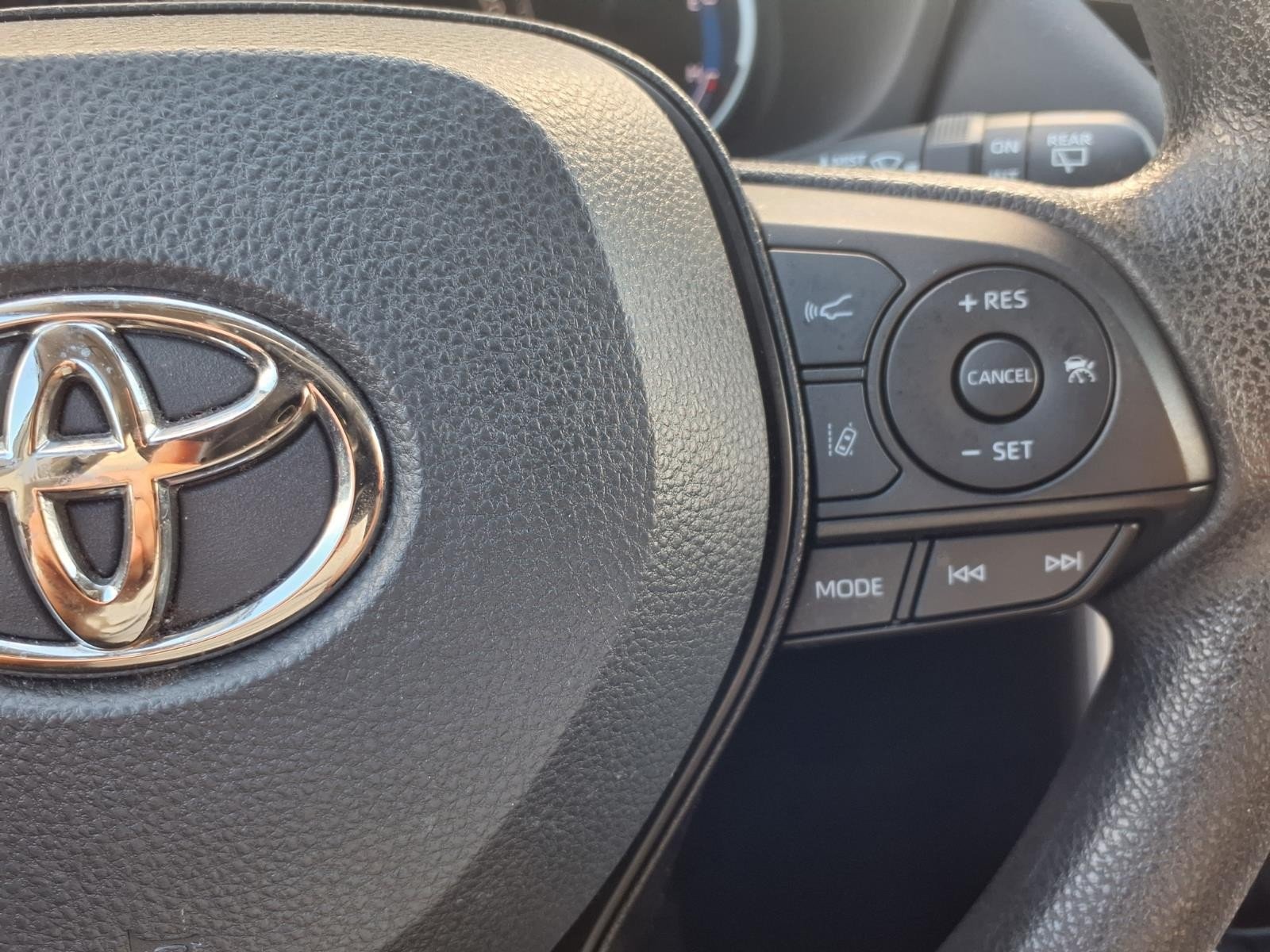 2023 Toyota RAV4 Woodland Edition - Photo 20