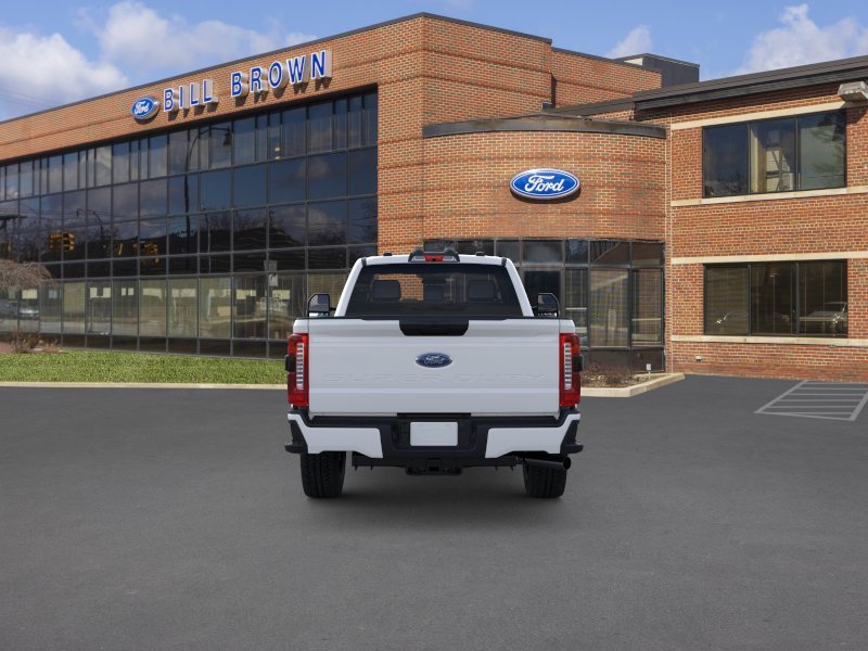 New 2026 Oxford White Ford XL image 27