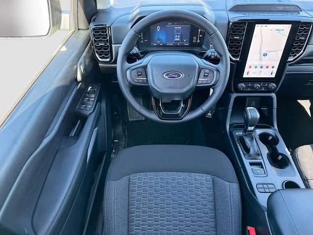 New 2025 Desert Sand Ford XLT image 16