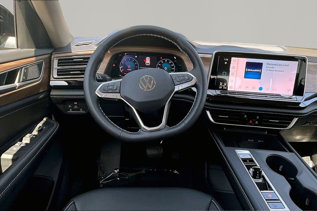 New 2026 Black Volkswagen 2.0T SE image 8