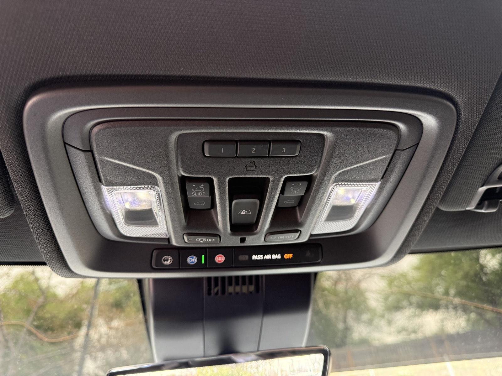 Used 2024 Summit White GMC AT4 image 14