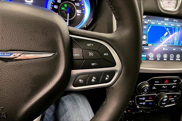 2023 Chrysler 300 Touring L - Photo 26