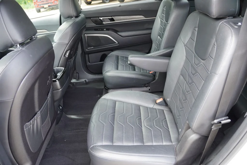 Used 2021 Glacial White Pearl Kia SX image 17