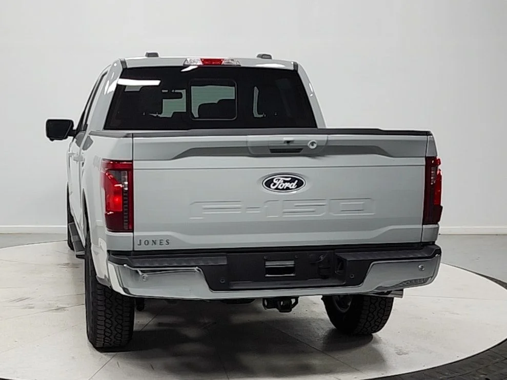 New 2026 White Ford XLT image 6