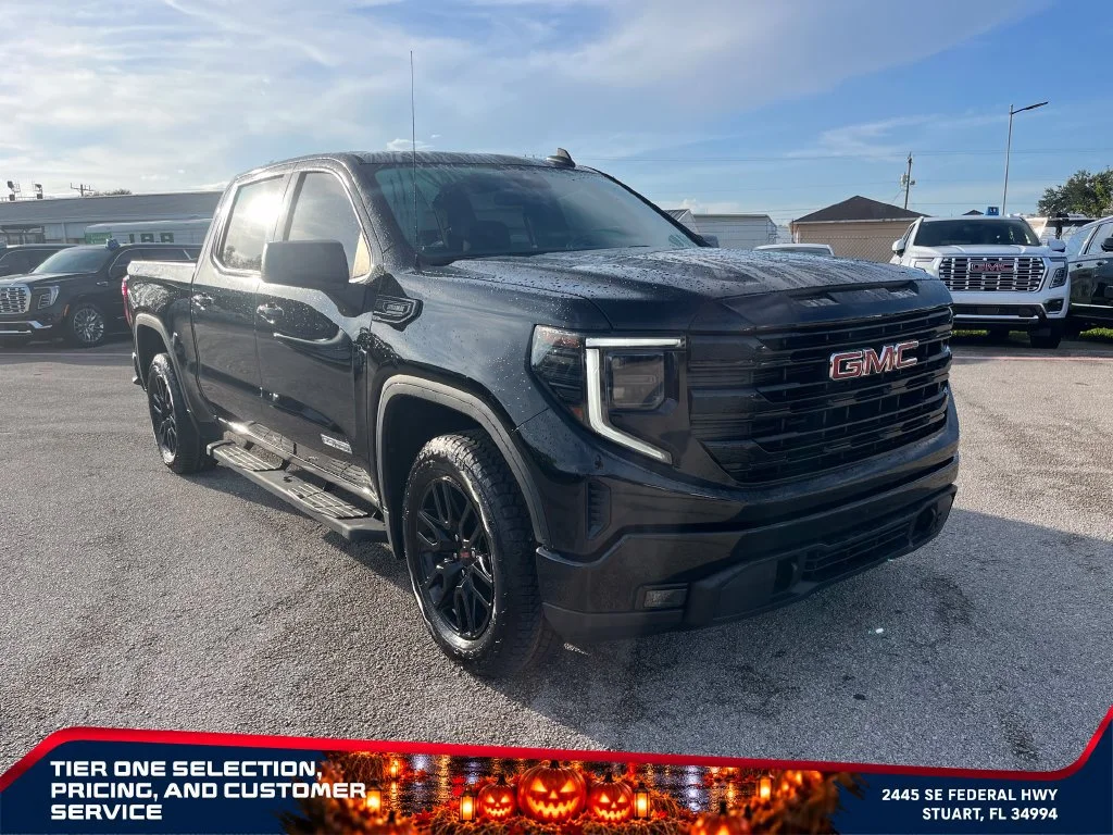 Used 2023 ONYX BLACK GMC Elevation image 3