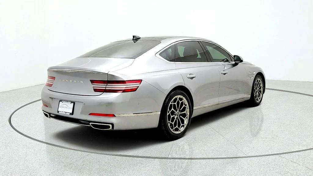 Used 2021 Savile Silver Genesis 2.5T RWD Prestige w/ Panoramic Sunroof & Lexicon Audio image 5