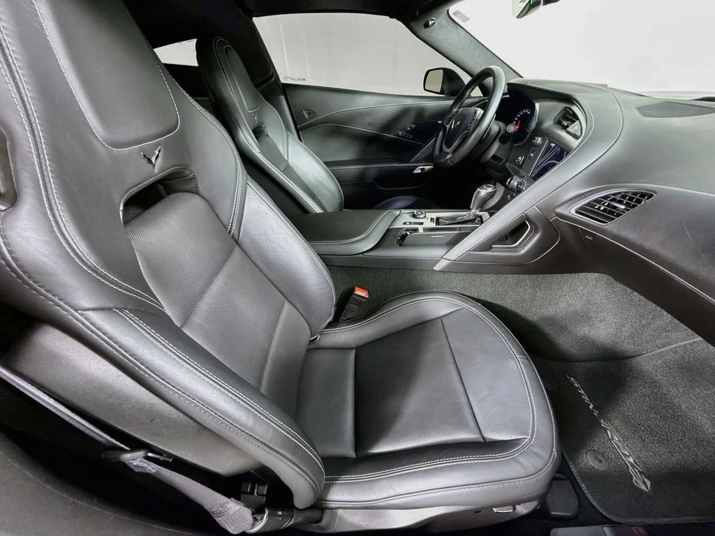 Used 2015 Black Chevrolet Stingray Z51 image 24