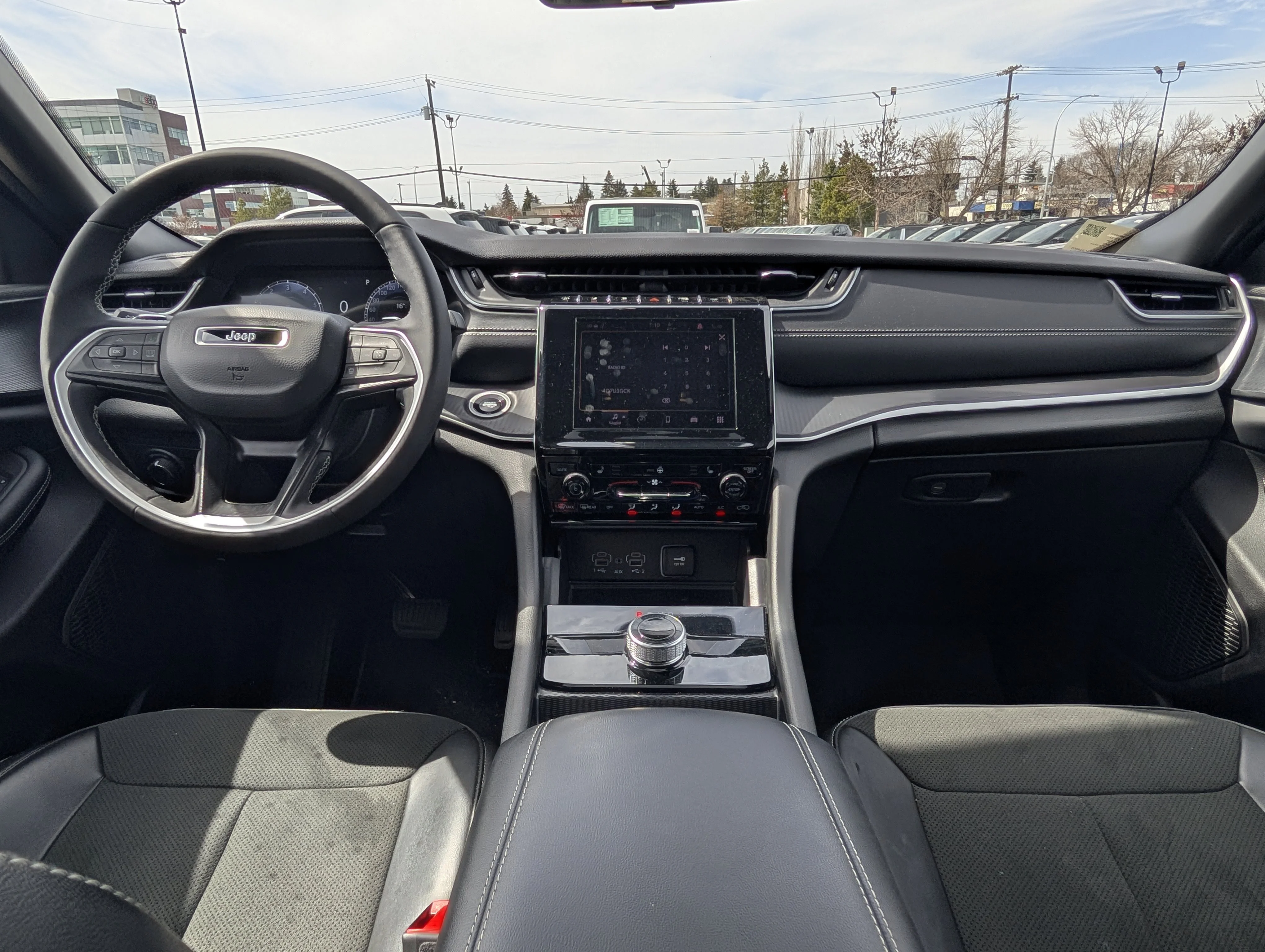 New 2025 Silver Zynith Jeep Altitude image 22