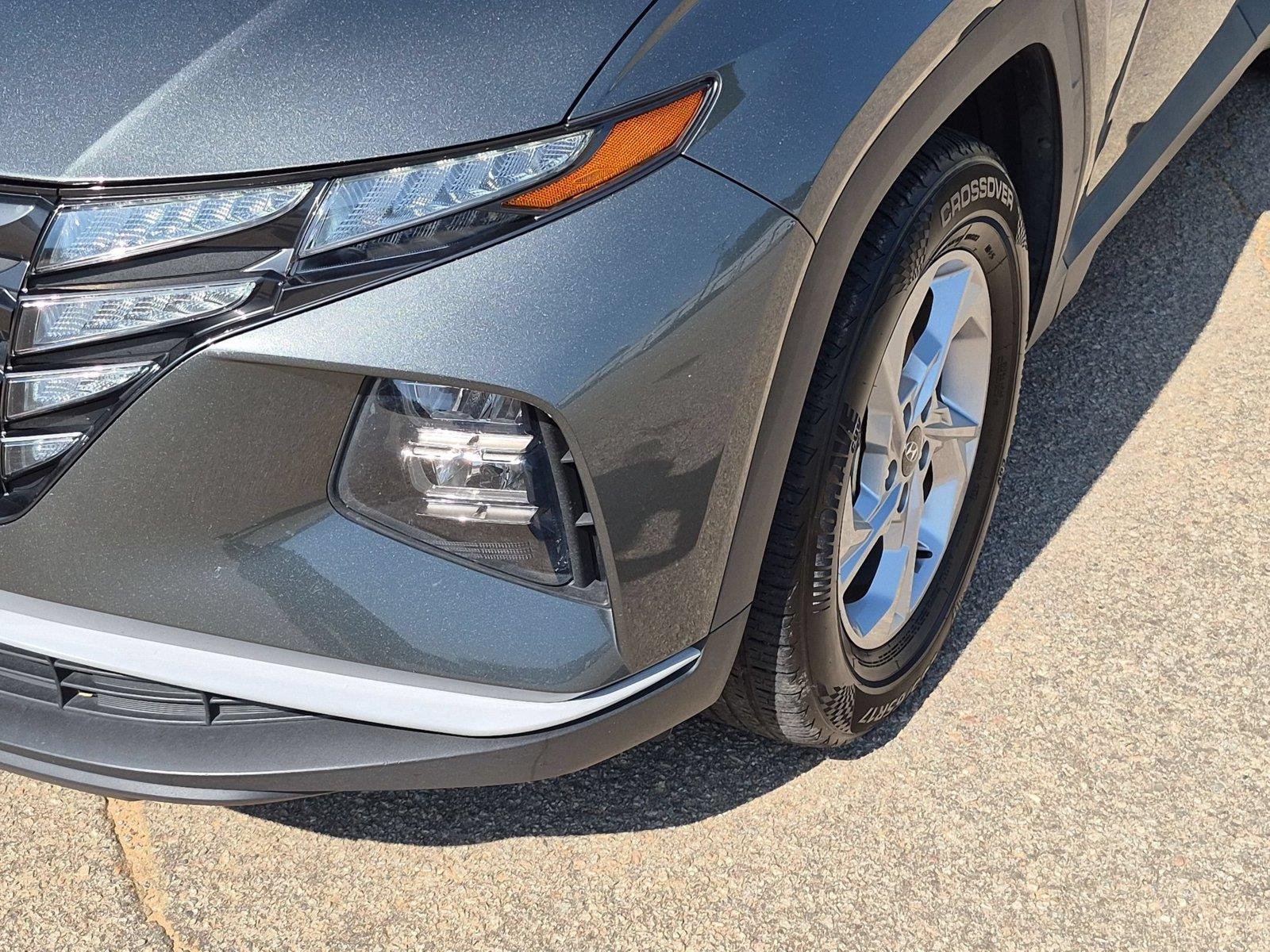 Used 2022 Amazon Gray Hyundai SE image 9