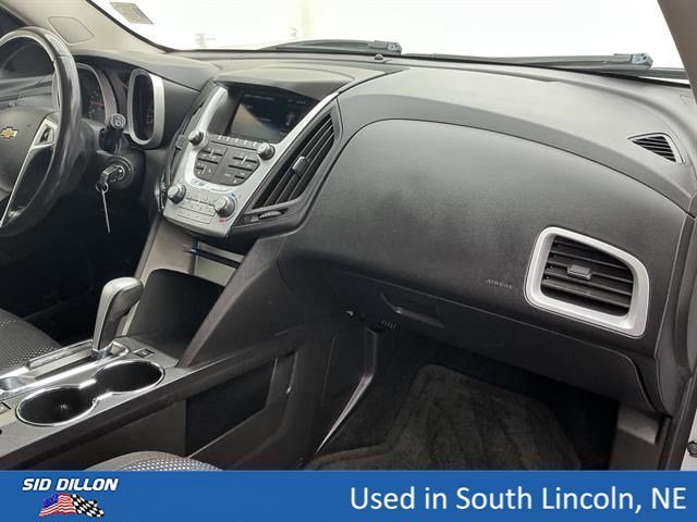 Used 2015 Silver Ice Metallic Chevrolet LT image 22