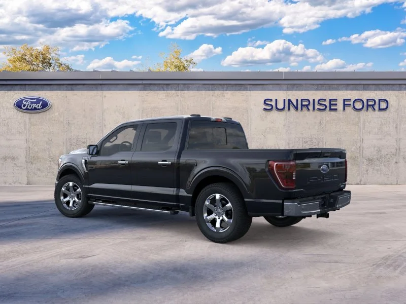 New 2023 Agate Black Metallic Ford XLT image 4