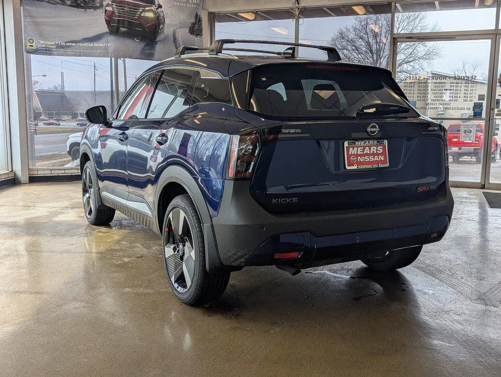New 2026 Deep Blue Pearl Nissan SR image 4