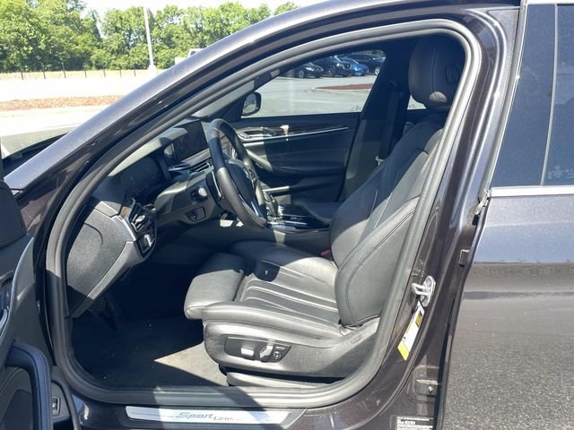 Used 2020 Gray BMW 530i image 14