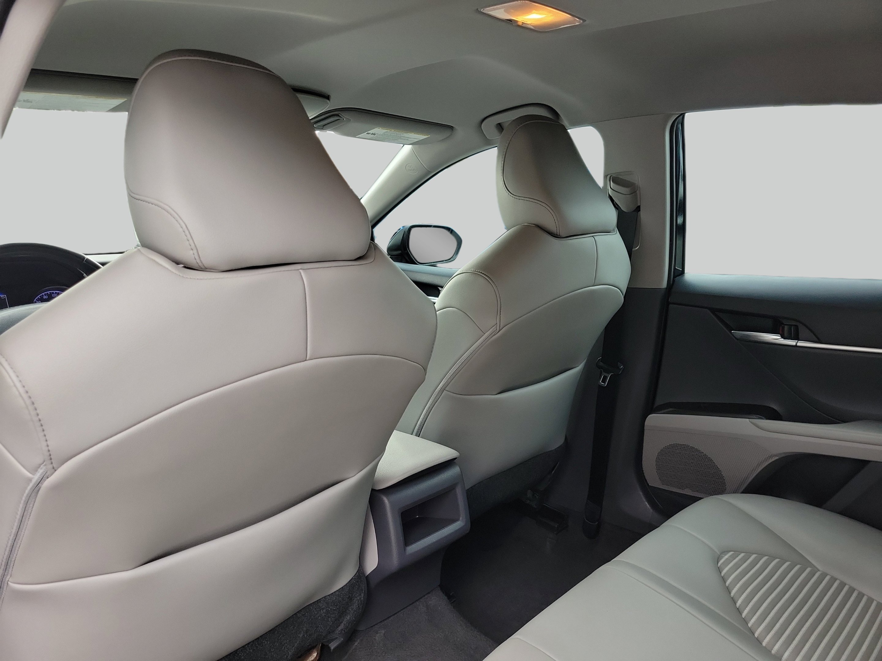 Used 2021 Aqua Toyota SE image 10