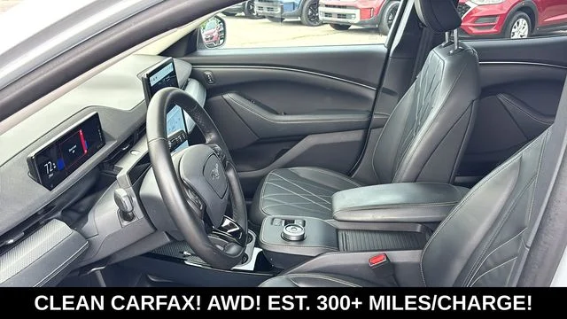 Used 2023 White Ford California Route 1 image 24