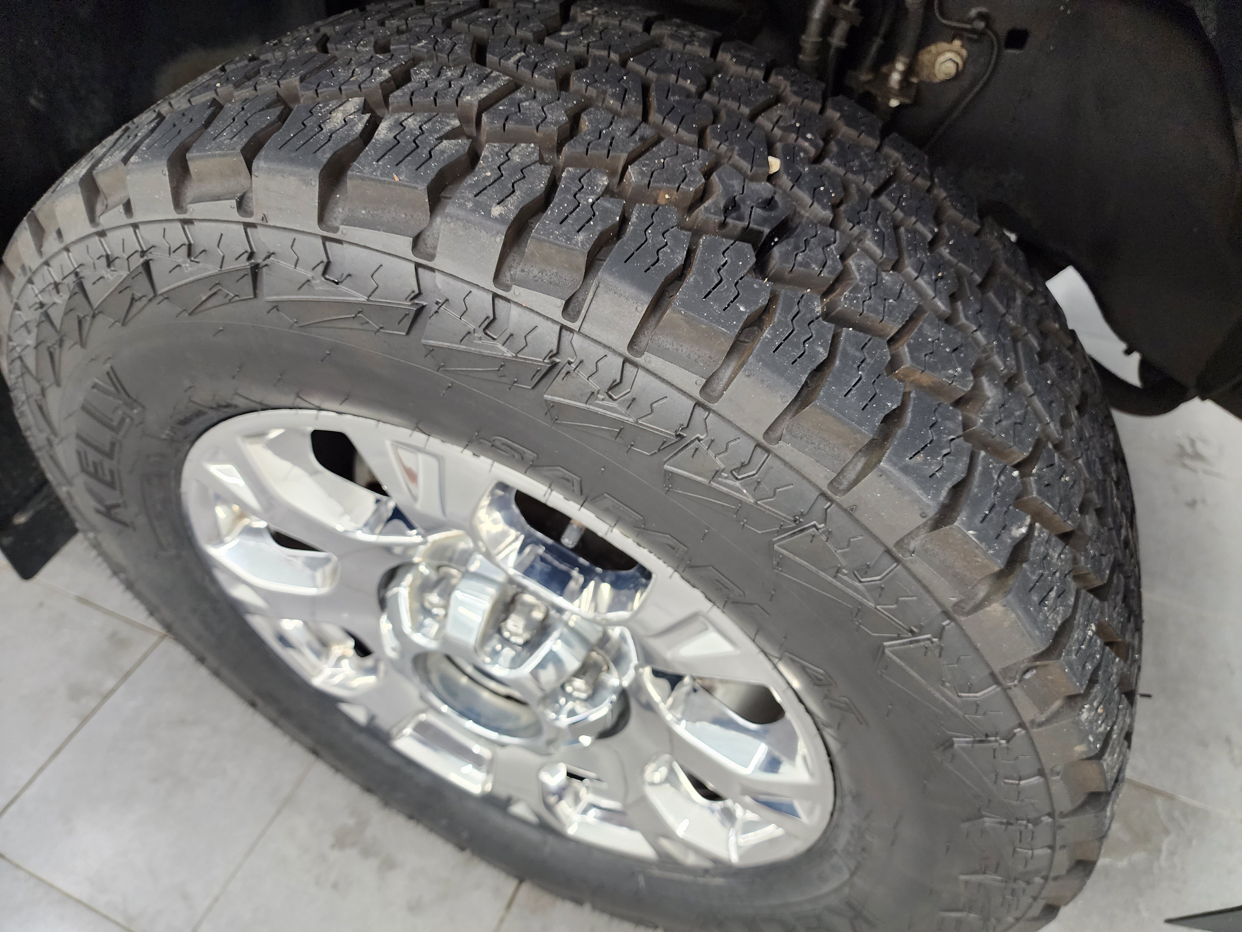 Used 2022 Carbonized Gray Metallic Ford 4x4 SuperCab Lariat w/FX4: SUPERCAB-SHORTBOX-SRW-6.7L DIESEL-NAV-FX4-HEAT/COOL SEATS-NEW TIRES image 3