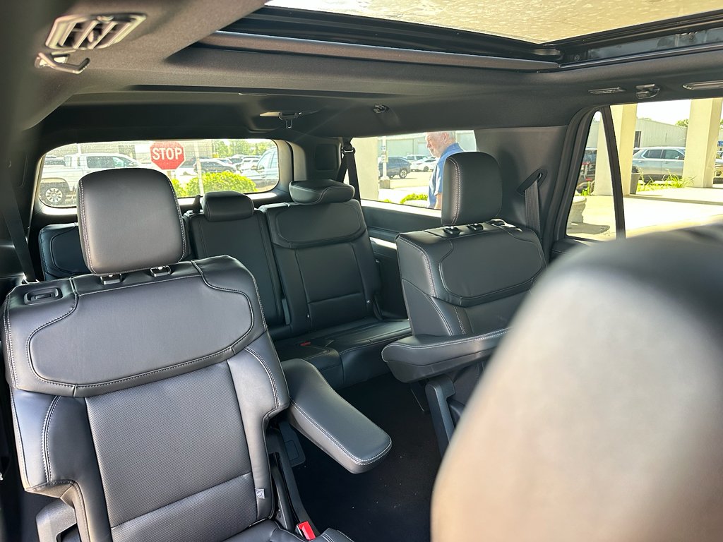 New 2026 Dark Matter Gray Metallic Ford MAX Platinum® image 35