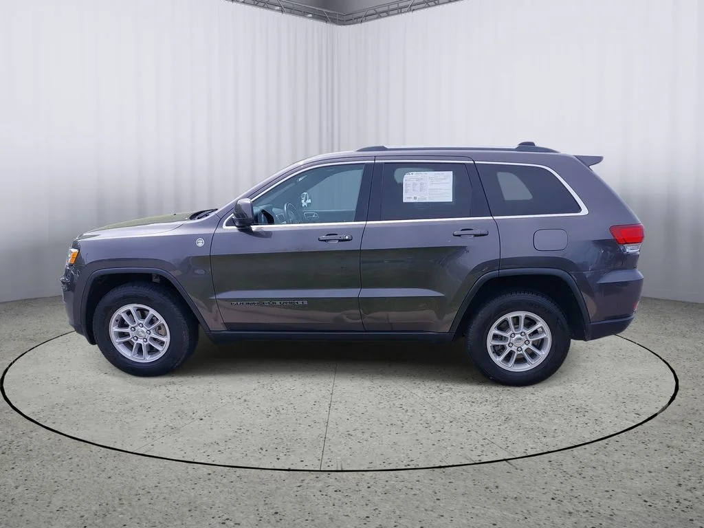Used 2020 Gray Jeep Laredo E image 6