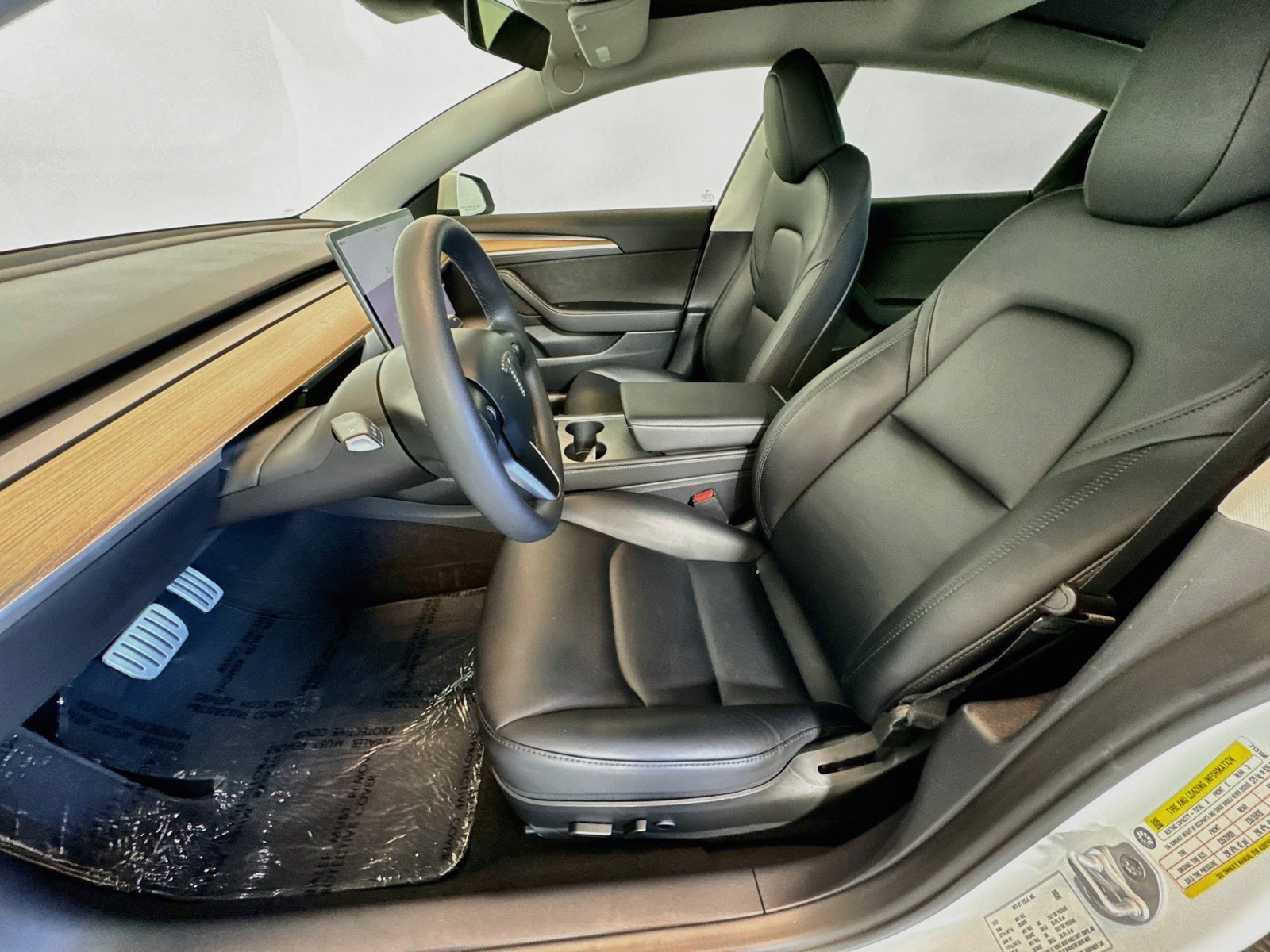 Used 2023 Pearl White Multi-Coat Tesla Performance image 5