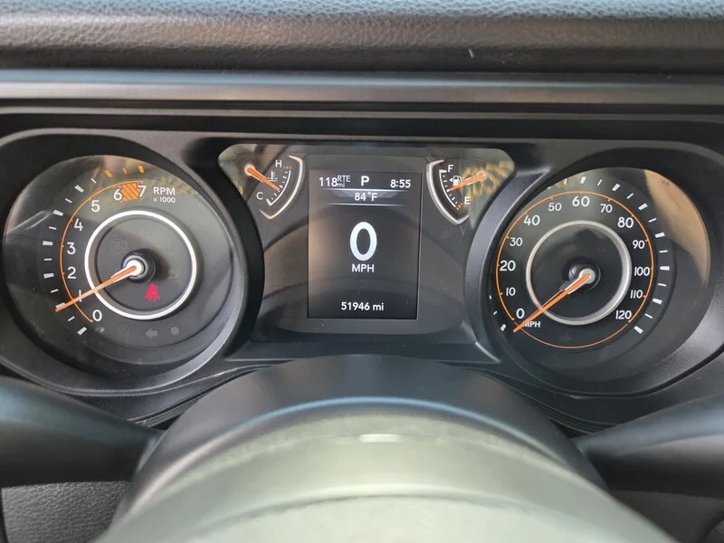 Used 2024 Silver Zynith Clearcoat JEEP SPORT S image 22