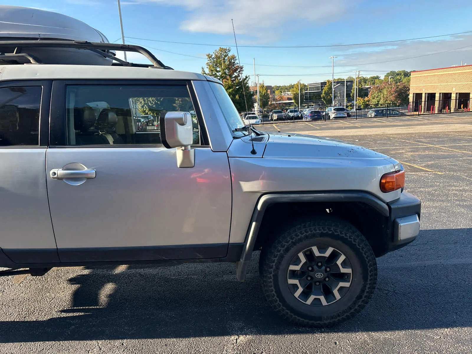 Used 2008 White/Titanium Metallic Toyota  image 14