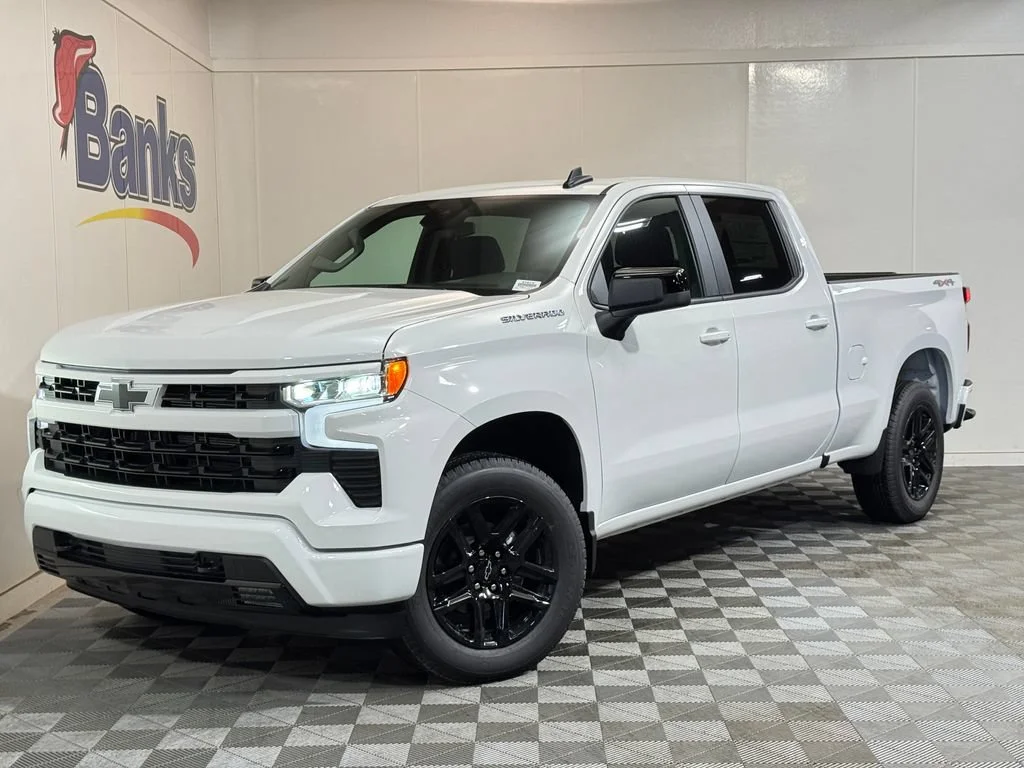 New 2026 Summit White Chevrolet RST image 2