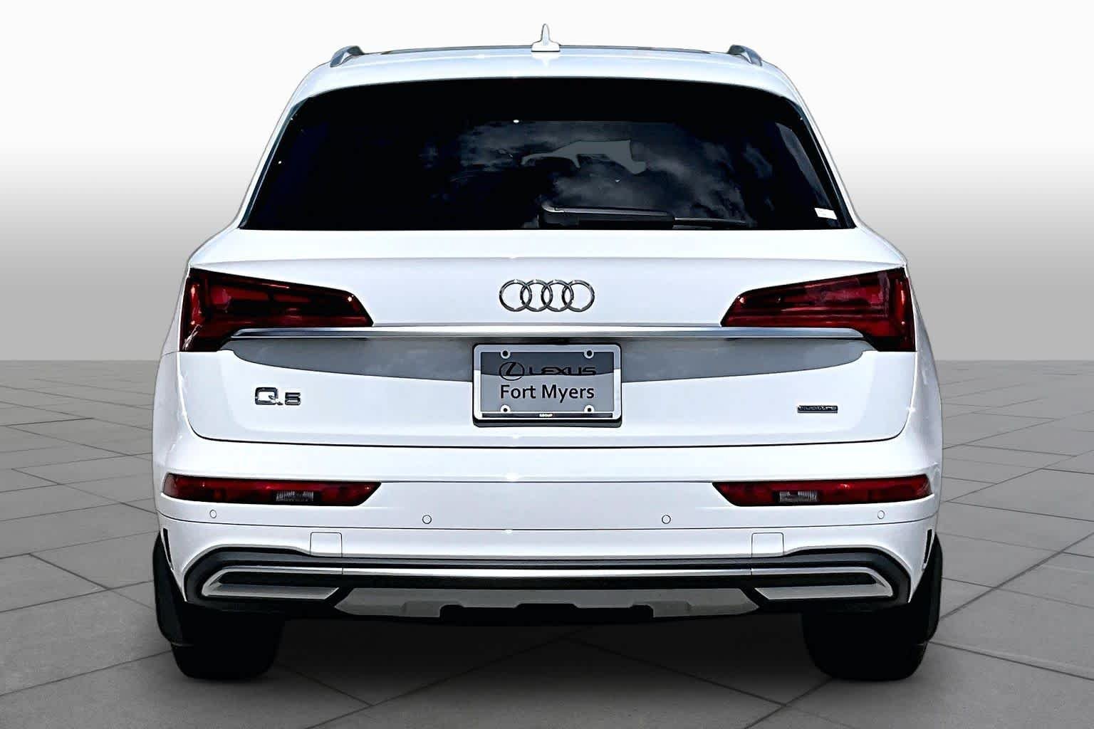 Used 2021 GLACIER WHITE METALLIC Audi Premium Plus image 5
